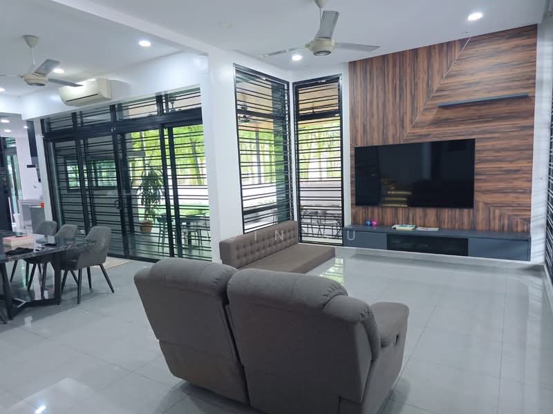 Rumah Teres 2-Tingkat untuk Dijual di Taman Mount Austin (Tebrau) - Rigin Su - PropertyGuru.com.my