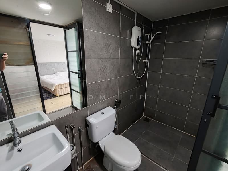Service Residence for Sale at Empire Damansara - Tom Lee - Bathroom - PropertyGuru.com.my