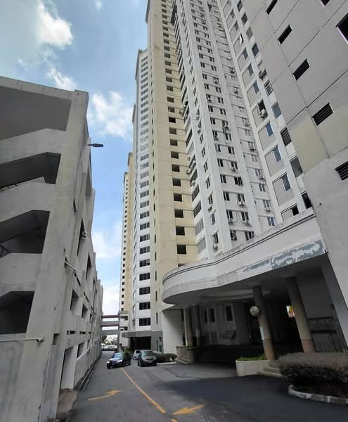 Kondominium untuk Dijual di N-Park Condominium - Sunny Lok - Exterior - PropertyGuru.com.my