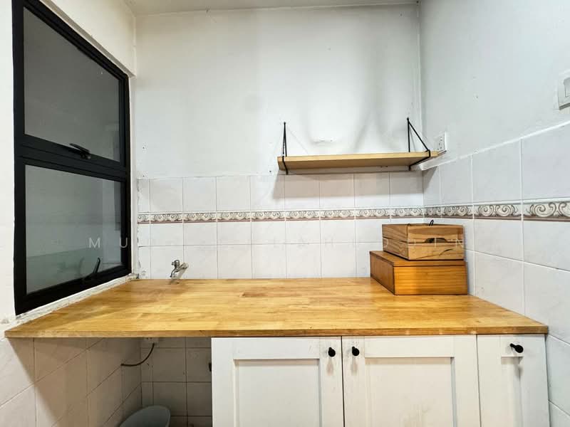 Pangsapuri untuk Dijual di Golden Height (Taman Mas) - Mudz Salahuddin - Kitchen - PropertyGuru.com.my
