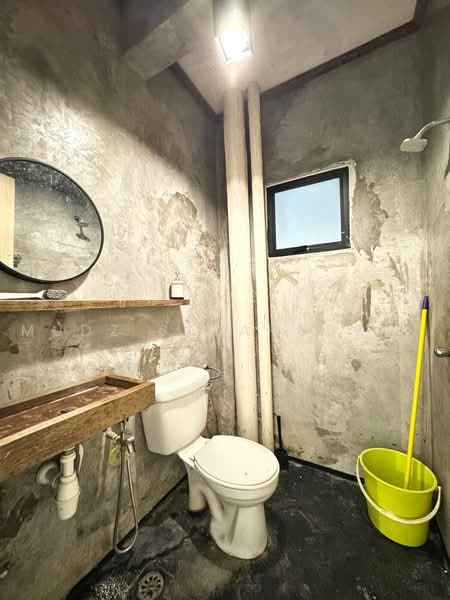 Pangsapuri untuk Dijual di Golden Height (Taman Mas) - Mudz Salahuddin - Bathroom - PropertyGuru.com.my