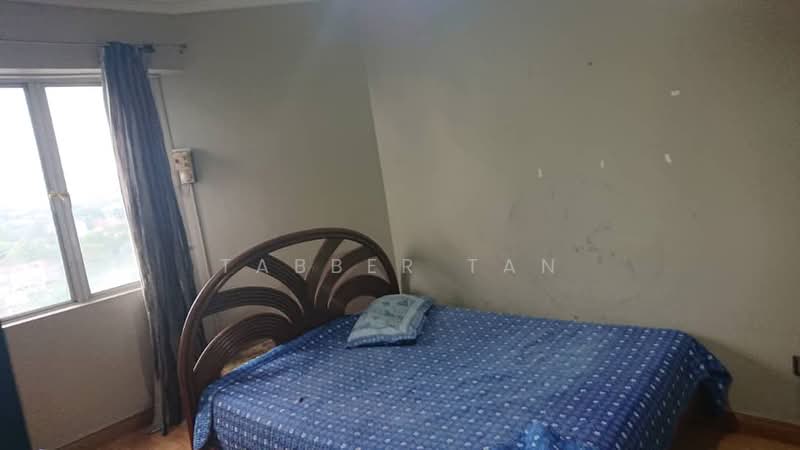 Condominium for Rent at Seri Mas Condominium - Tabber Tan - Bedroom - PropertyGuru.com.my