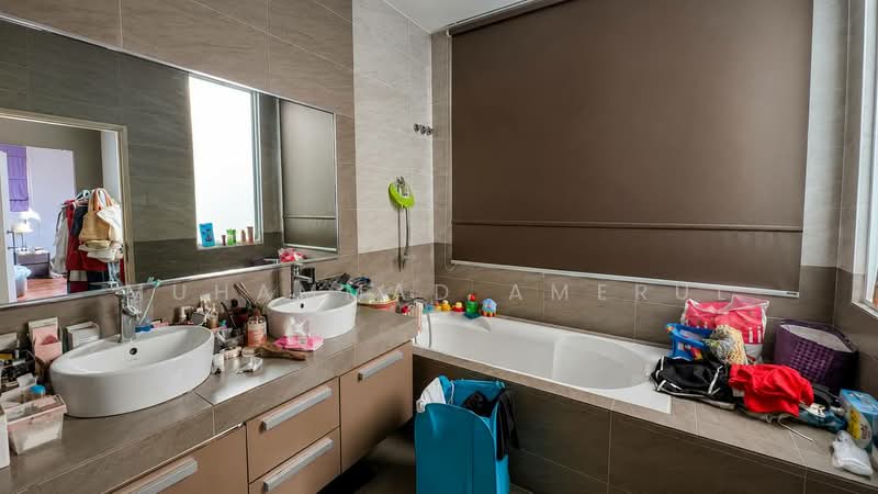 Semi-Detached House for Sale in Cyberjaya (Selangor) - Muhammad Amerul - Bathroom - PropertyGuru.com.my