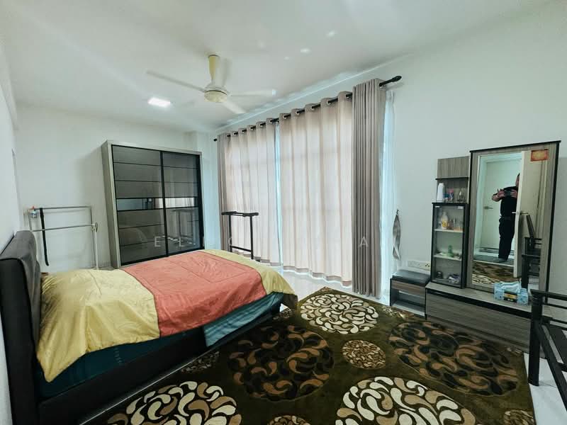 Servis Apartment untuk Dijual di Sky Loft Premium Suites - Elroy Chan - Bedroom - PropertyGuru.com.my