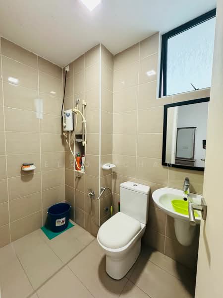 Servis Apartment untuk Dijual di Sky Loft Premium Suites - Elroy Chan - Bathroom - PropertyGuru.com.my