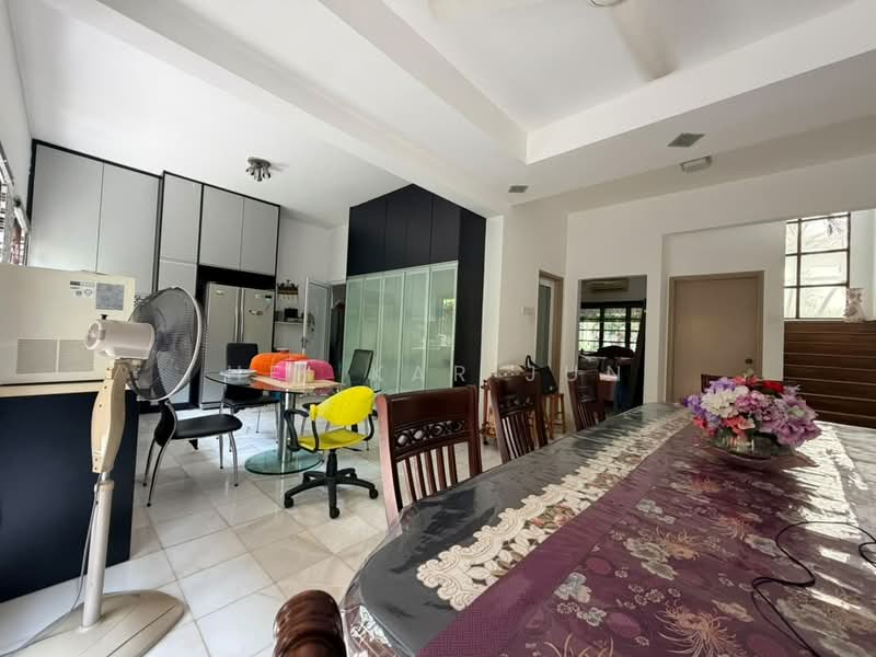 Bungalow for Sale in Ampang Jaya (Ampang) - Hei Kar Jun - Kitchen - PropertyGuru.com.my