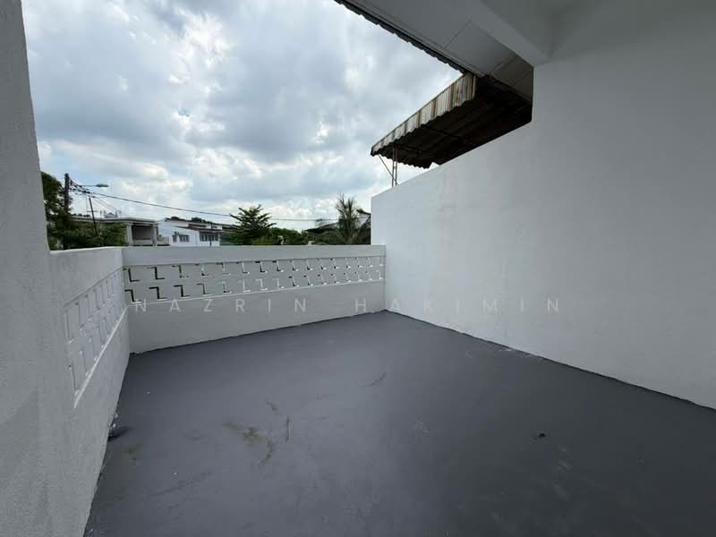 Rumah Teres 2-Tingkat untuk Dijual di Taman Setia (Klang) - Nazrin Hakimin - PropertyGuru.com.my