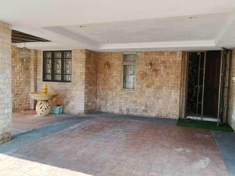 Rumah Teres 2 Tingkat untuk Dijual di Bukit Jelutong (Shah Alam) - Fahim Rustam - Exterior - PropertyGuru.com.my