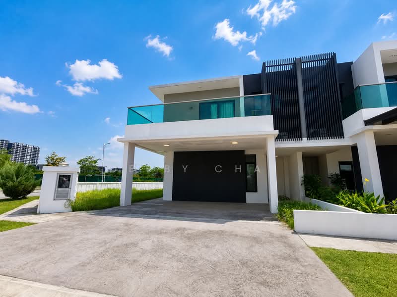 Semi-Detached House for Rent in D'Island (Puchong) - Debby Chai - Exterior - PropertyGuru.com.my