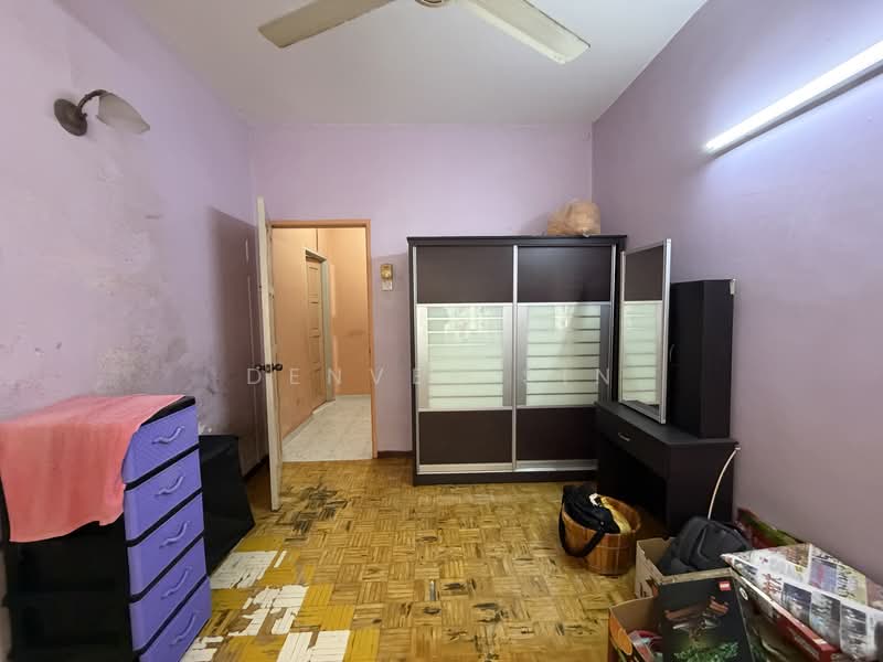 Rumah Teres untuk Dijual di Batu 9 (Cheras) - Denver Sin - PropertyGuru.com.my