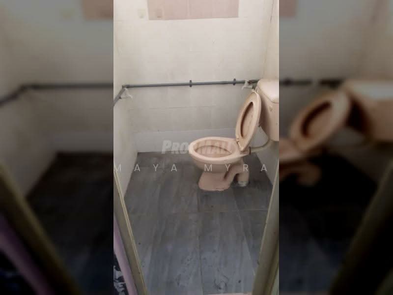 Rumah Teres 2-Tingkat untuk Disewa di Balakong (Selangor) - Maya Myra - Bathroom - PropertyGuru.com.my