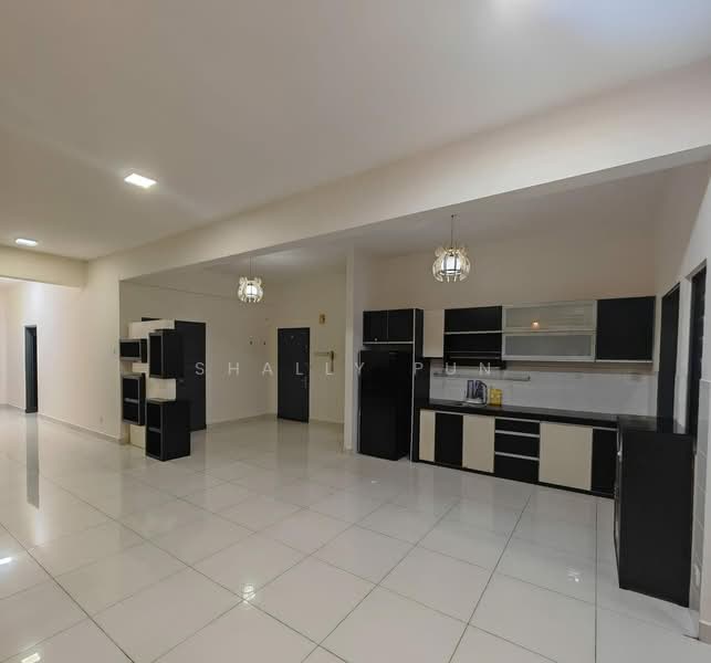 Kediaman Servis untuk Disewa di SetiaWalk - Shally Pun - Kitchen - PropertyGuru.com.my
