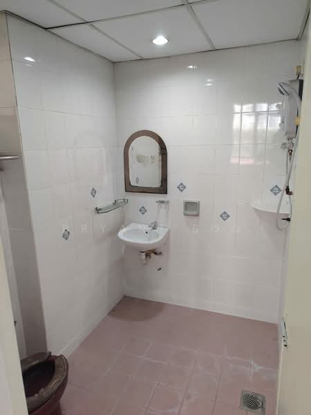 Condominium for Rent at Villa Angsana - Bryant Soo - Bathroom - PropertyGuru.com.my