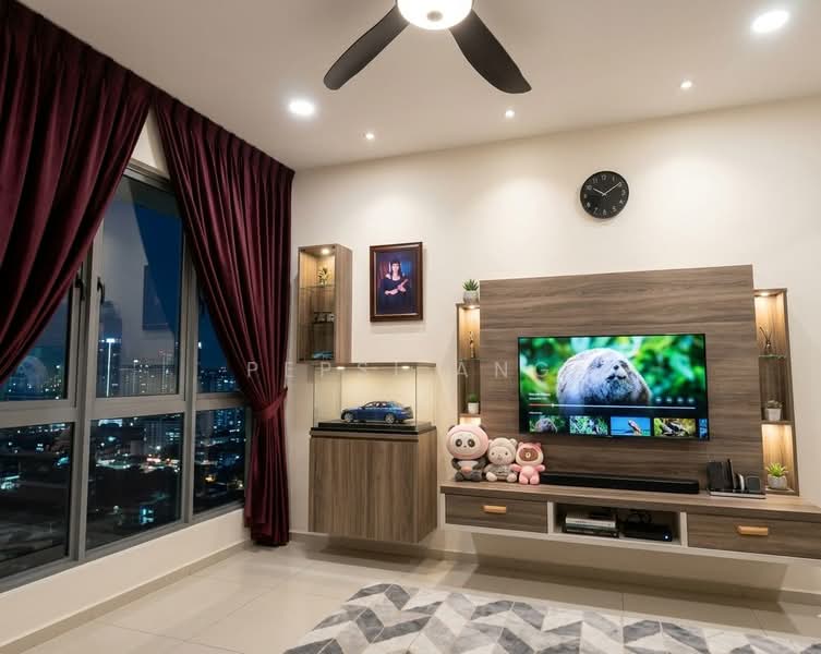 Kediaman Servis untuk Disewa di Gravit8, Klang - Pepsi Ang - Living Room - PropertyGuru.com.my