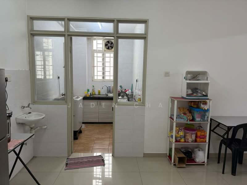 Condominium for Sale at Platinum Lake PV 15 - Jaden Chai - Kitchen - PropertyGuru.com.my
