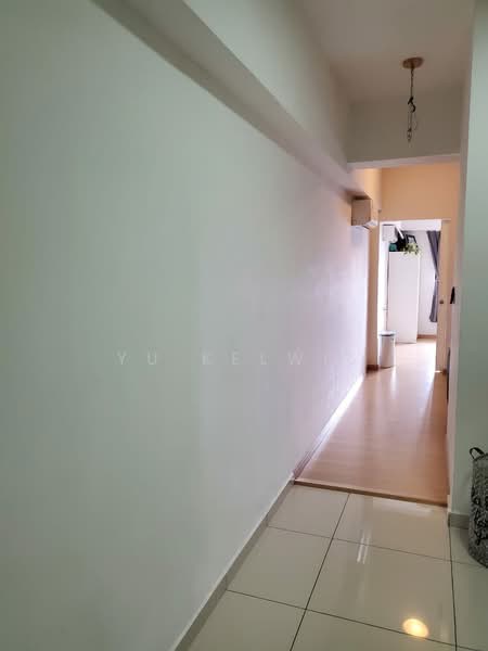 Service Residence for Rent at Avenue D'Vogue - Yu Kelwis - Corridor - PropertyGuru.com.my