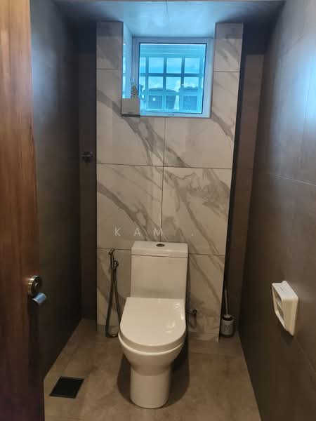 Shop / Office for Rent in Pjs 11 (Sunway) - Kam Chun Hoe - Bathroom - PropertyGuru.com.my