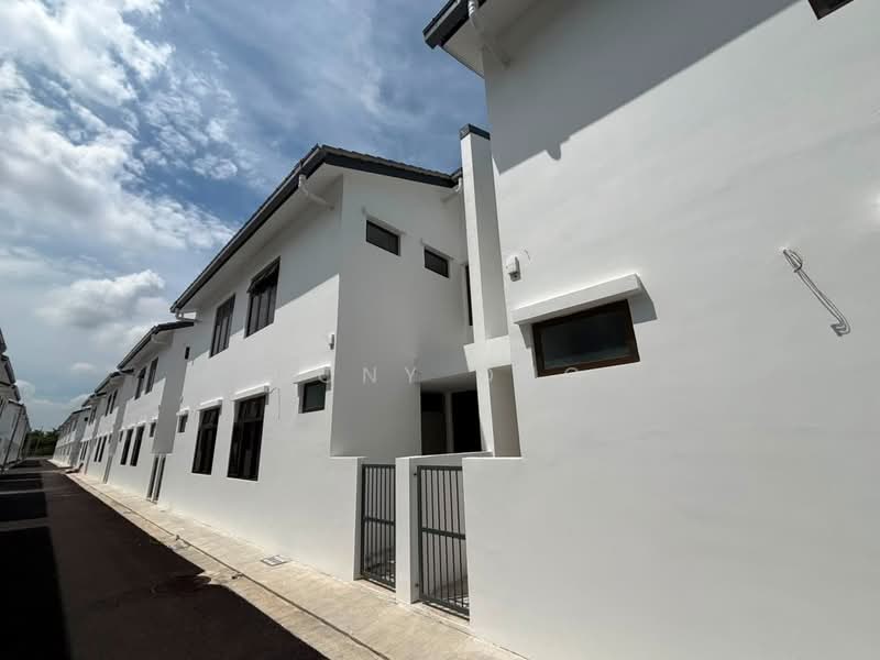 Rumah Teres 2-Tingkat untuk Dijual di Mutiara Rini (Skudai) - Cony Ong - Exterior - PropertyGuru.com.my