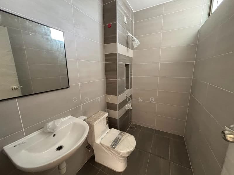 Rumah Teres 2-Tingkat untuk Dijual di Mutiara Rini (Skudai) - Cony Ong - Bathroom - PropertyGuru.com.my