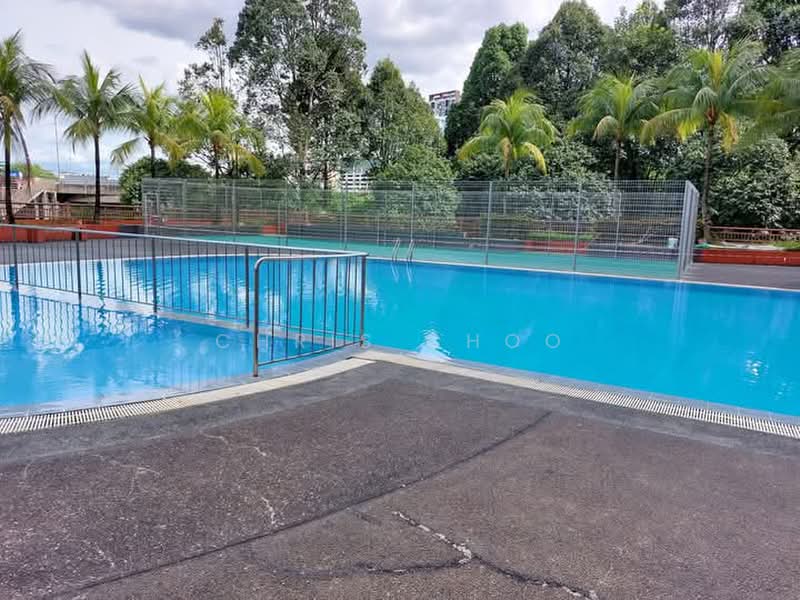 Kondominium untuk Dijual di South City (Perdana Selatan) Block C - Chris Choo - Pool - PropertyGuru.com.my