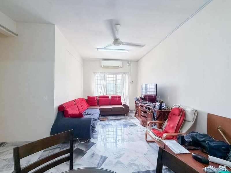 Pangsapuri untuk Dijual di Pangsapuri Cendana - Nazrin Hakimin - Living Room - PropertyGuru.com.my