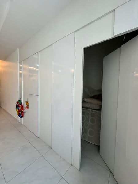 Shop / Office for Sale in Batu Pahat (Johor) - Kim . - Corridor - PropertyGuru.com.my