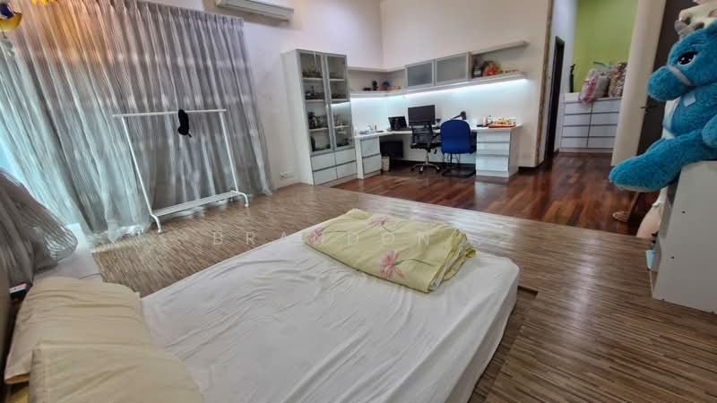 Semi-Detached House for Sale in Seputeh (Kuala Lumpur) - Brandon . - Bedroom - PropertyGuru.com.my