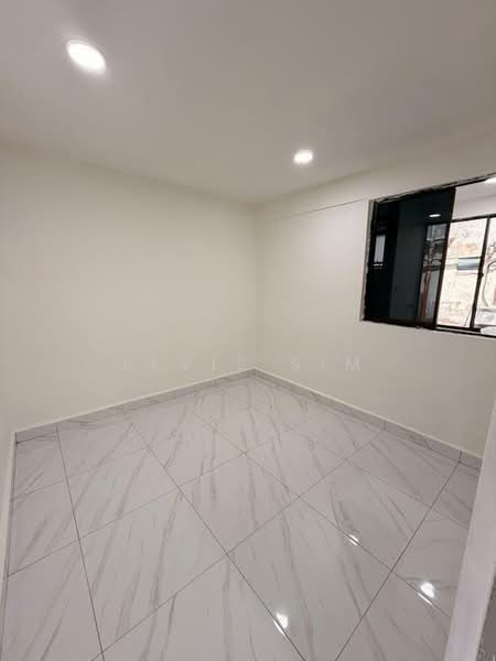 Flat for Sale at Flat Taman Ungku Tun Aminah - Elvis Sim - Interior - PropertyGuru.com.my
