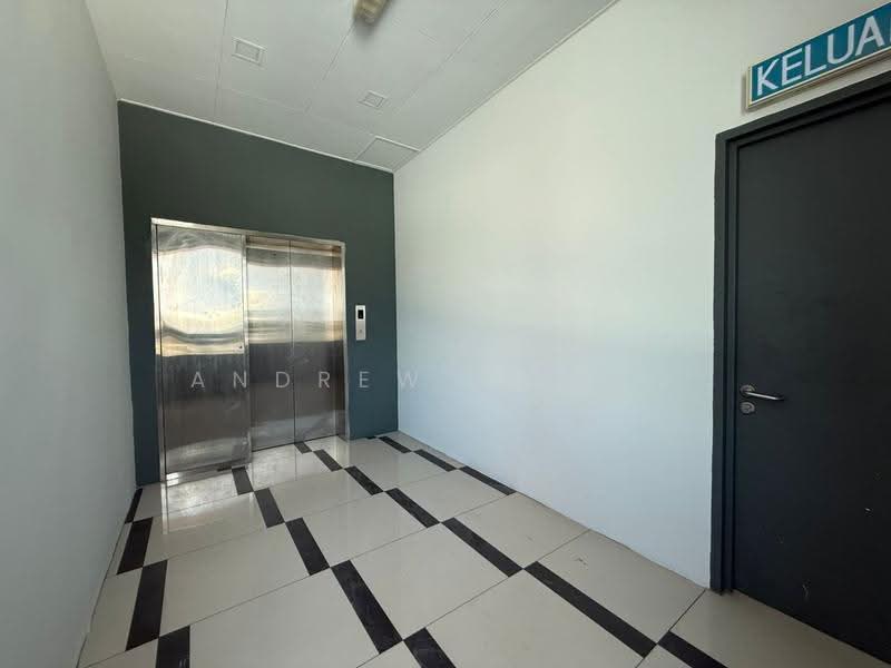 Detached Factory for Sale in Shah Alam (Selangor) - Andrew Chong - Corridor - PropertyGuru.com.my