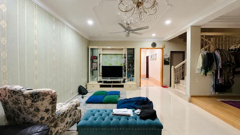 Rumah Teres 2 Tingkat untuk Dijual di Shah Alam (Selangor) - Muhammad Amerul - Living Room - PropertyGuru.com.my