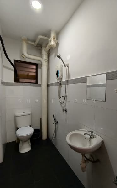Apartment for Rent at Vista Lavender - Shally Pun - Bathroom - PropertyGuru.com.my