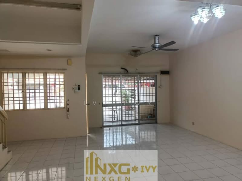 Rumah Teres 2-Tingkat untuk Dijual di Klang (Selangor) - Ivy Por - Living Room - PropertyGuru.com.my