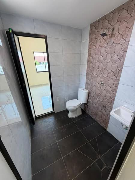 Bungalow House for Sale in Larkin (Johor Bahru) - Seven Tay - PropertyGuru.com.my