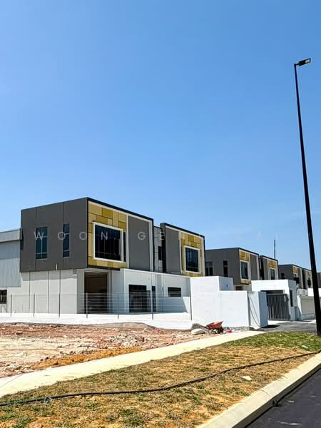 Semi-D Factory for Sale in Puncak Alam (Selangor) - Woon Geng Kai - Exterior - PropertyGuru.com.my