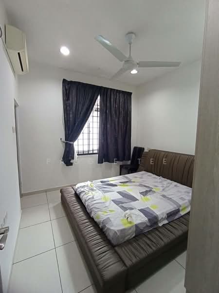 Rumah Teres 2.5-Tingkat untuk Dijual di Taman Bukit Jaya (Ulu Tiram) - Paggie Tee - Bedroom - PropertyGuru.com.my