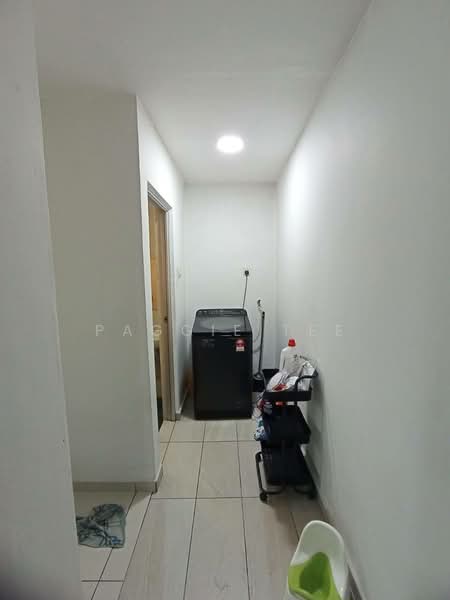 Rumah Teres 2.5-Tingkat untuk Dijual di Taman Bukit Jaya (Ulu Tiram) - Paggie Tee - Corridor - PropertyGuru.com.my