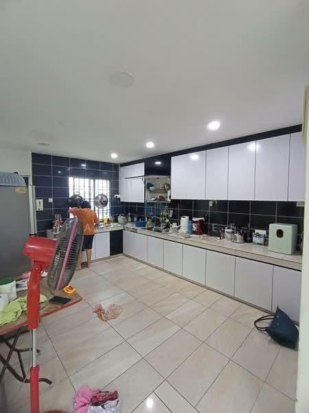 Rumah Teres 2.5-Tingkat untuk Dijual di Taman Bukit Jaya (Ulu Tiram) - Paggie Tee - Kitchen - PropertyGuru.com.my