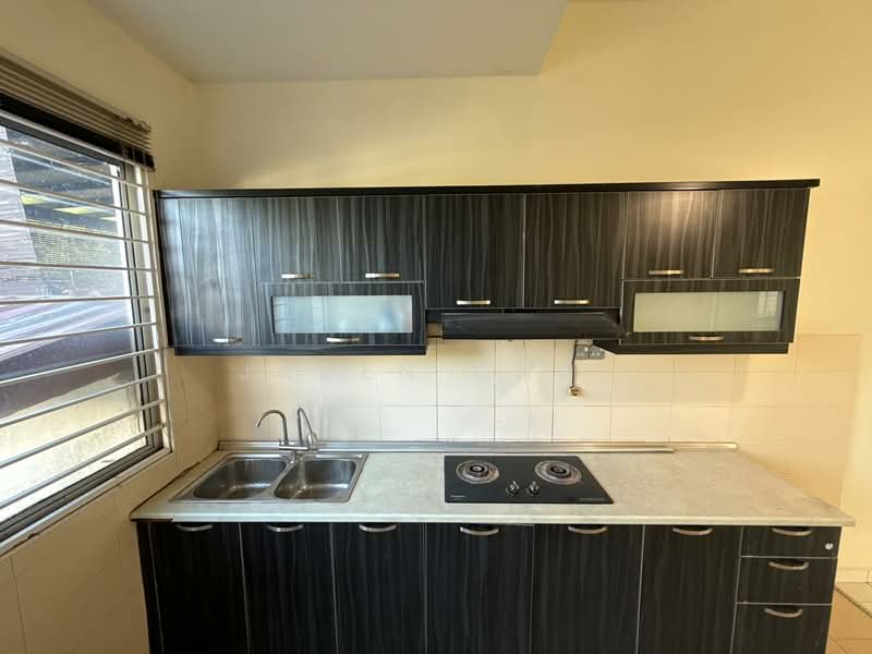 Semi-Detached House for Rent in Taman Anggun (Rawang) - Jaden Chai - Kitchen - PropertyGuru.com.my