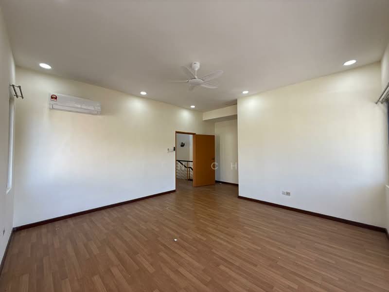 Semi-Detached House for Rent in Taman Anggun (Rawang) - Jaden Chai - Living Room - PropertyGuru.com.my