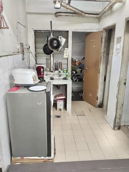 Rumah Flat untuk Dijual di Angsana - Mimie Nawawi - Kitchen - PropertyGuru.com.my