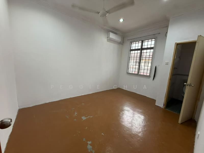 Rumah Teres 2-Tingkat untuk Disewa di Taman Desa Tebrau (Tebrau) - Peggie Chua - PropertyGuru.com.my