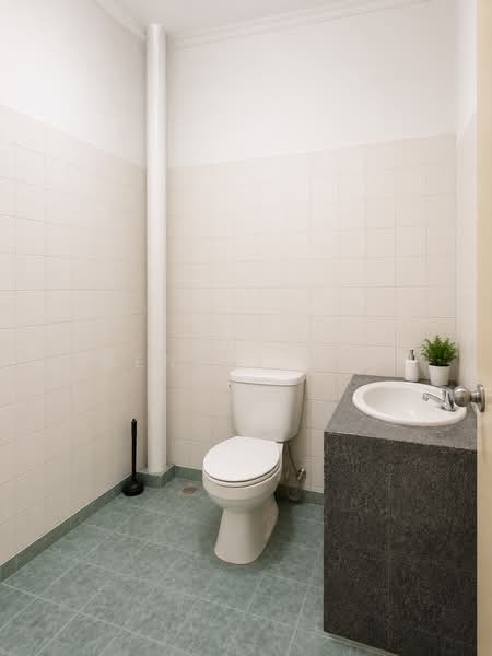 2-storey Terraced House for Sale in Taman Seri Bahagia (Cheras) - Denver Sin - Bathroom - PropertyGuru.com.my
