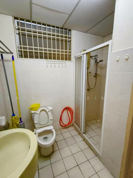 Condominium for Sale at Platinum Hill PV 3 - Yasmin Sulaiman - Bathroom - PropertyGuru.com.my