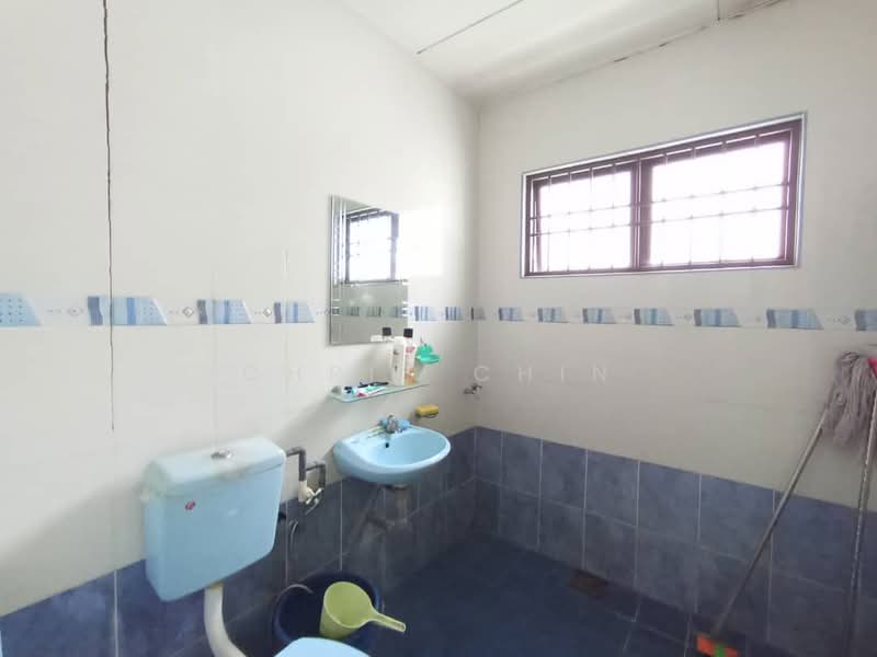 2-storey Terraced House for Sale in Bercham (Ipoh) - Chris Chin - Bathroom - PropertyGuru.com.my