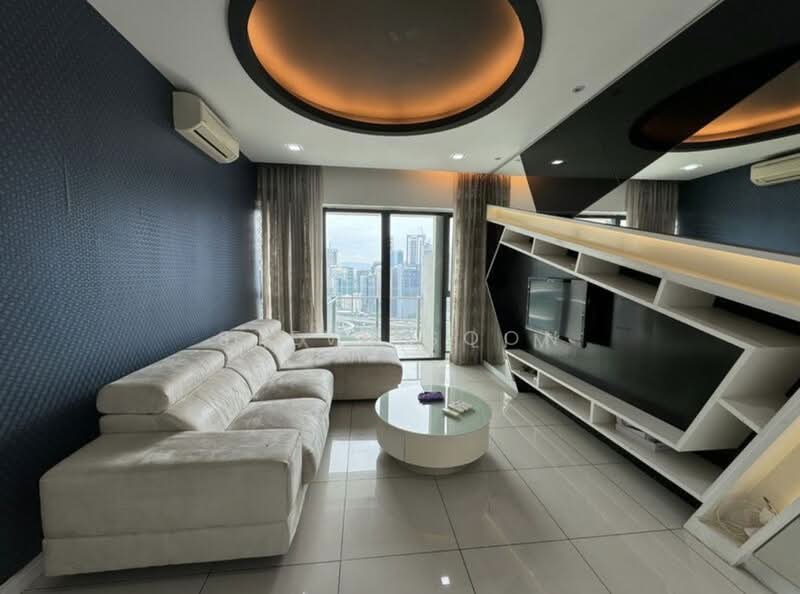 Servis Apartment untuk Dijual di Setia SKY Residences - Steve Soon - Living Room - PropertyGuru.com.my