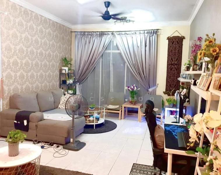 Kondominium untuk Dijual di Impian Heights - Monicss Yoon - Living Room - PropertyGuru.com.my
