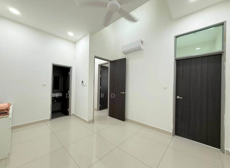Rumah Kluster untuk Disewa di Taman Mutiara Mas (Skudai) - Edward Siow - Bedroom - PropertyGuru.com.my