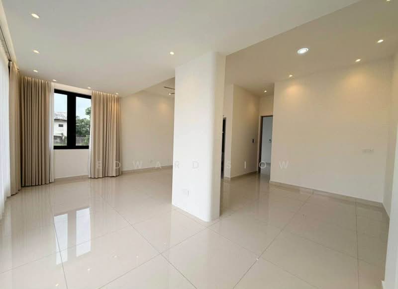 Rumah Kluster untuk Disewa di Taman Mutiara Mas (Skudai) - Edward Siow - Living Room - PropertyGuru.com.my