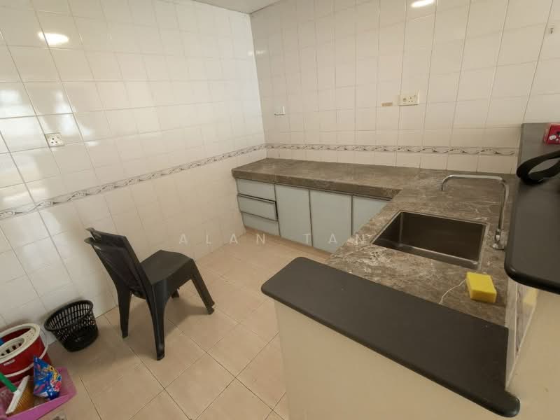Pangsapuri untuk Disewa di Aster Court - Alan Tan - Kitchen - PropertyGuru.com.my