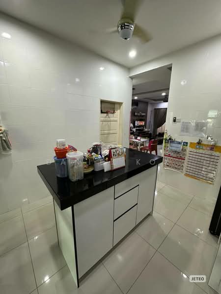 Rumah Teres 2-Tingkat untuk Dijual di Kemuning Utama (Shah Alam) - Daniel Kok - Kitchen - PropertyGuru.com.my